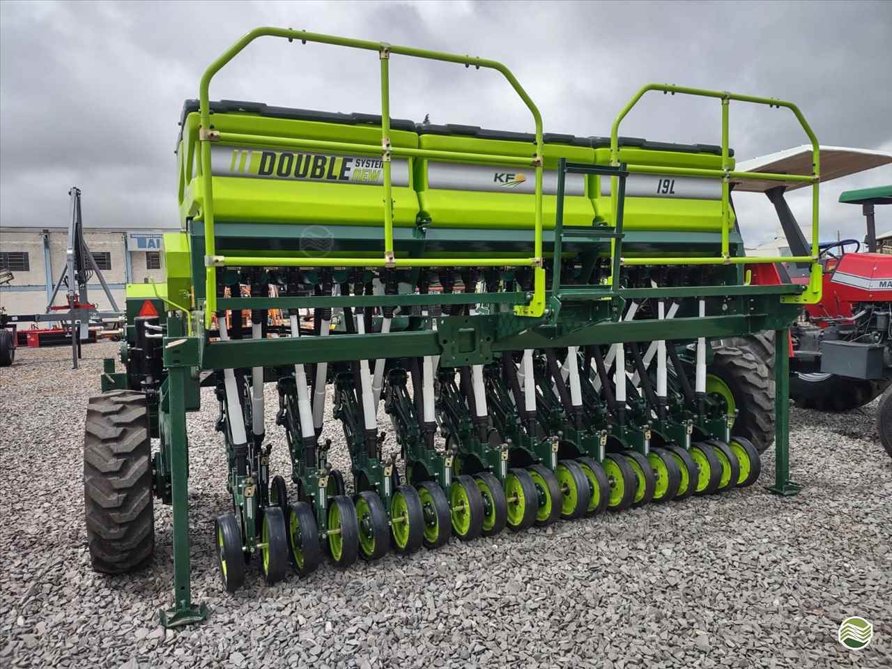 SEMEADEIRA KF KF 19/TG-A  Talamini Máquinas e Implementos Agrícolas CAMPOS NOVOS SANTA CATARINA SC